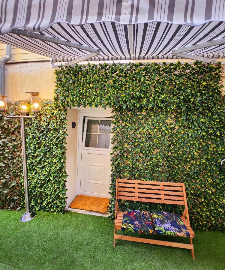 Jungle House Avec Jacuzzi A 10 Min De Disneyland -Taille Chambre- Conde-Sainte-Libiaire Exterior photo